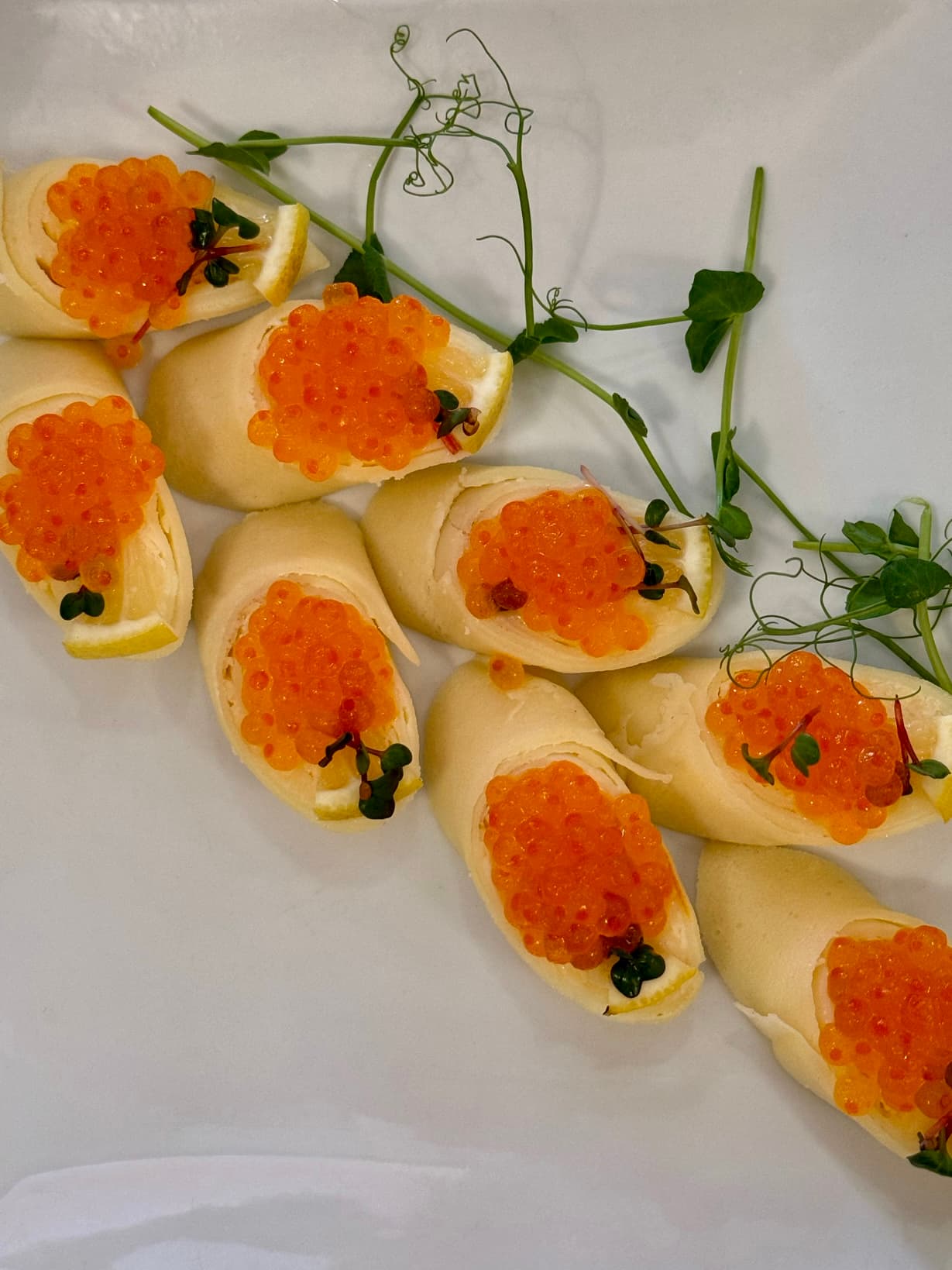 Млинці з червоною ікрою