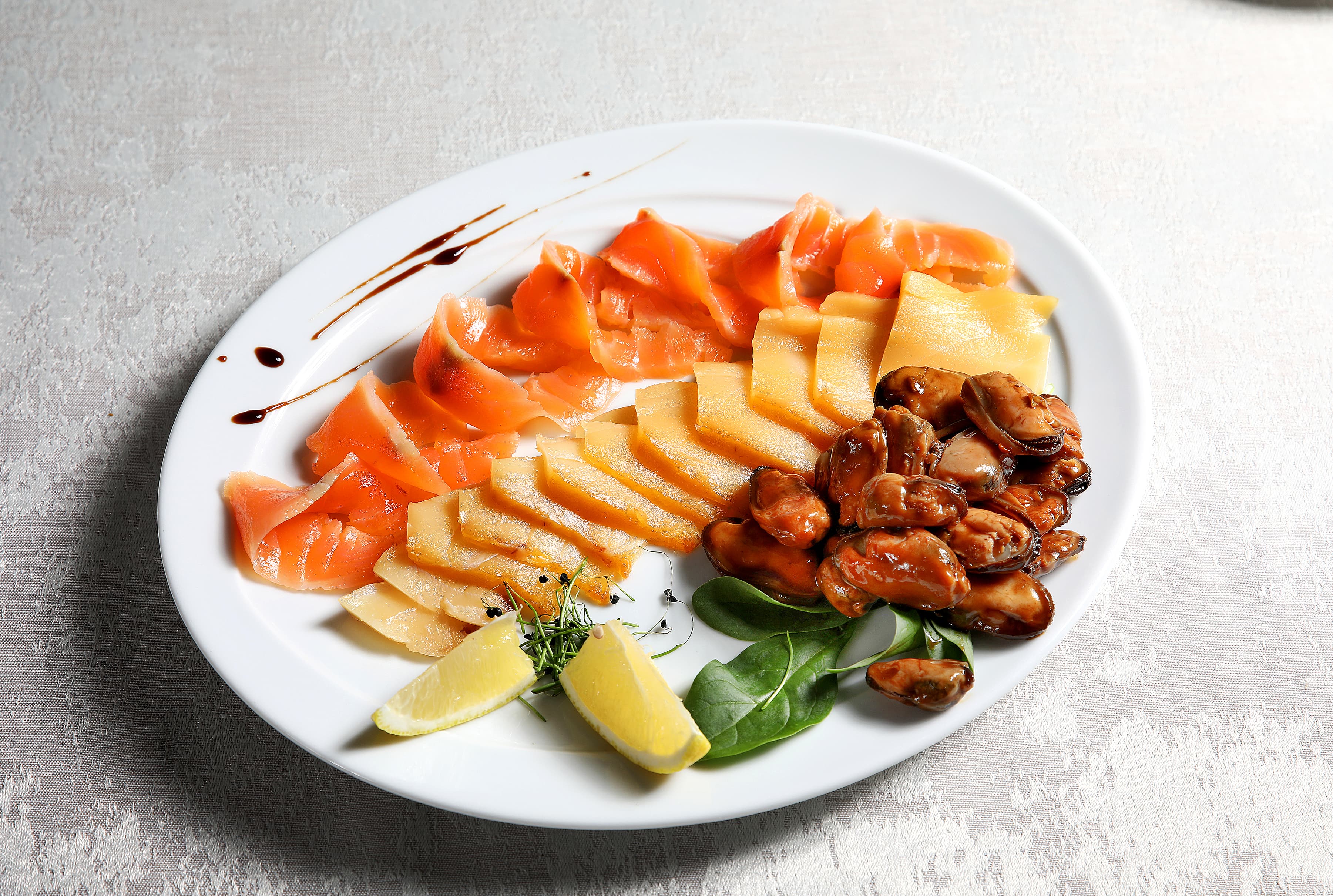 Рибне асорті